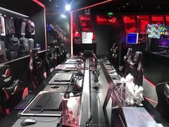 -ROG玩家国度(美罗城店)