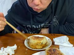 -宝瑞门钉肉饼店