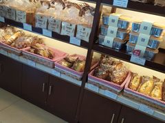 -红宝石·鲜奶小方·海派西点房(南翔店)
