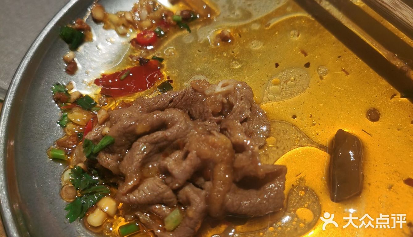 泡菜好吃！饮料，豆浆，可乐都是免费的。连水果有免费的！