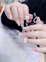 -董小姐日式美甲美睫·皮肤管理