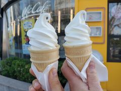 -麦当劳(展览路店)