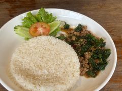 -Dang restaurant (patong phuket)
