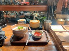 自制云南玫瑰酸奶-银米·云南传统过桥米线(双廊黑金冠店)
