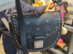 -MCM(比斯特上海购物村店)