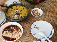 -聚汇三少·龙虾·中餐厅(莫邪路新天地店)