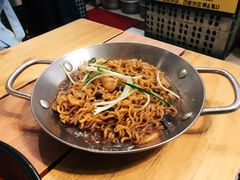 炸酱拉面-富乐满韩国正宗炸鸡韩国料理(虹泉路店)