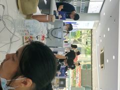 -荣耀授权专卖店(黄浦浙江中路店)