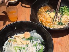 -万记麻辣烫国展总店