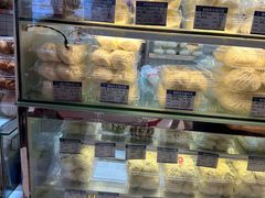 -白玉兰食品甜凤店(合生汇店)
