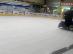 android_upload_pic-正佳冰河湾真冰滑冰场