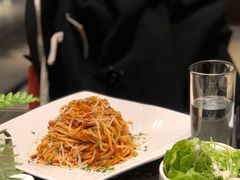 -上海滴水湖皇冠假日酒店