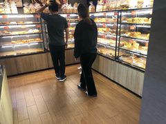 面包甜点陈列柜-85度C(上海秀沿路店)