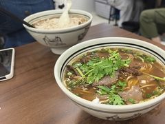 -小马牛肉面·牛骨熬制(南京博物院店)