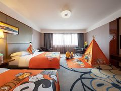 -济南南辛庄地铁站银座佳悦酒店