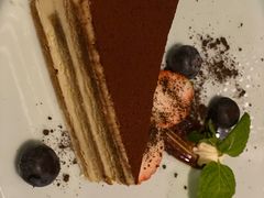 -Golden Lily河内巴黎法越料理餐厅(建国西路店)