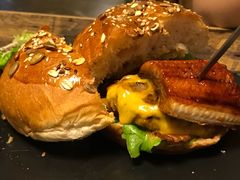 -HIGH FIVE哈福手工汉堡(桂林路店)