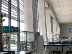 -星巴克(宜兴高铁站店)