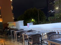 -胡须佬鸡煲四季火锅店(石厦西村直营店)