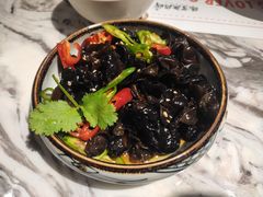 凉拌黑木耳-臻享無招牌·食蛙专门店(太古里店)