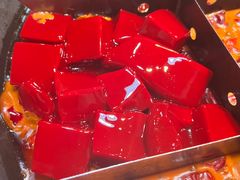 -渝嘴小老弟老火锅(华新村店)