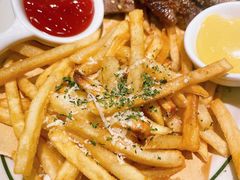 -玛格萝妮比萨屋(陆家浜路店)