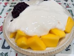白雪芒果甜甜-堂屋糖水店(愚园店)