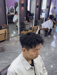 -藤野造型烫染·漂发