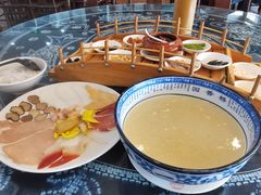 -桥香园过桥米线(国贸店)