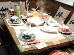 -尚尚仙·酸汤猪手·猪肚鸡火锅(华联万柳购物中心店)