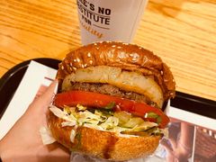 -The Habit Burger Grill 哈比特汉堡(爱琴海店)