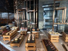 自助取餐区-锦厨国际自助餐厅 · 云端景观 (昆明索菲特大酒店)