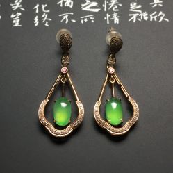 -北京七彩云南翡翠珠宝旗舰店(月坛店)