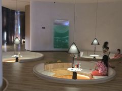 -涨巢·潮玩水疗局