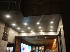 -诚品(信义店)