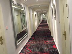 -白玉兰酒店(上海田子坊马当路地铁站店)