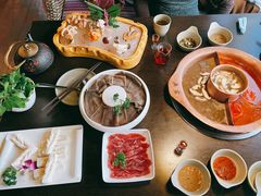 -滇釜火锅·能喝汤的火锅(车公庄店)