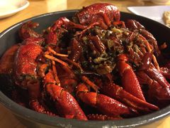 -去吃小龙虾·江湖菜·烧烤(南滨路店)