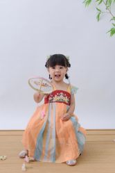 -爱你宝贝孕婴亲子摄影美学馆(绍兴店)