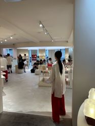 -SALON DE VANHADA