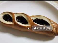 咸水红豆-81BAKERY(大学路店)