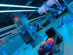 -世代星球·保龄球·镭战真人CS·团建(杨浦店)
