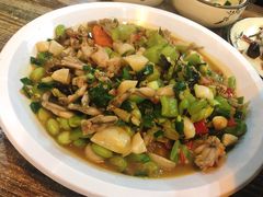 毛豆炒田鸡腿-邵老爹老杭州白斩鸡·家常菜(建国北路店)