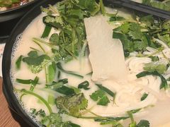 -肥汁米蘭香港米线(宁波路总店)