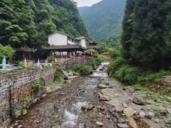 -西岭雪山大飞水景区