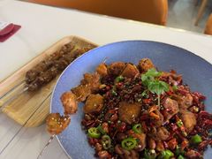 -钳小柒·小龙虾蓝龙王烧烤夜宵(长寿路店)