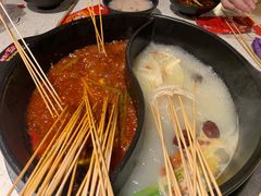 鸳鸯锅-钢管厂歆瑞源油卤串串香(春熙路太古里店)