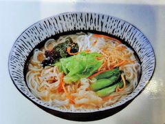 -灵芝妹子海鲜米线(劳动公园店)