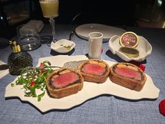 -弦月窗LUNETTE BY AMANDA(复兴路店)