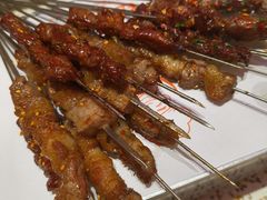-小董哥烤串·爆汁大油边(故宫店)